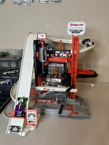 Hot Wheels Snap-On Tune Up Shop SSX2532  - 2004 - Preowned Incomplete - RARE - Picture 1 of 1