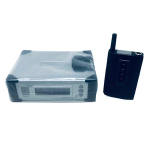 Neu im Karton Panasonics Schiedsrichter CY2005 Polizeifahrzeug Mikrofon Sender + Empfänger - Bild 1 von 11