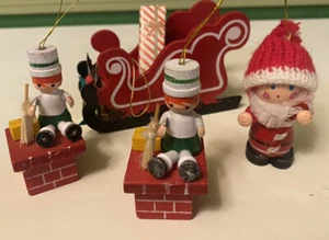 VINTAGE 4" RED WOODEN SLEIGH HANGING CHRISTMAS ORNAMENT/GIRL/2 CHIMNEY SWEEP. - Picture 1 of 14