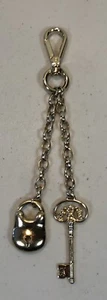 LIZ CLAIBORNE GOLD BRASS LOCK KEY CHAIN LOBSTER CLASP FOB BAG CHARM KEYCHAIN TAG - Picture 1 of 3