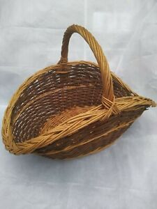 Handmade garden wicker basket/trug ideal for fruits/vegetables storage shopping 