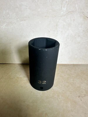 TEKTON 1/2 Inch Drive x 32 mm Deep 6 Point Impact Socket | SID23132 - Image 1 of 3