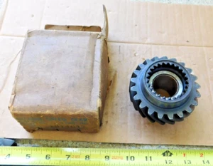 NOS TRANSMISSION SECOND SPEED GEAR 1937-54 BUICK CARS&+ OLDSMOBILE PONTIAC 1938 - Picture 1 of 5