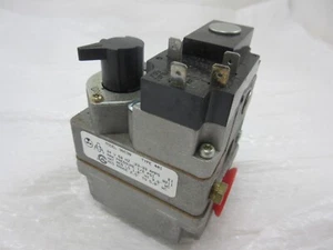 WHITE RODGERS 36C38 401 FURNACE GAS VALVE TEMPSTAR COMFORTMAKER ICP HEIL 602528 - Picture 1 of 7