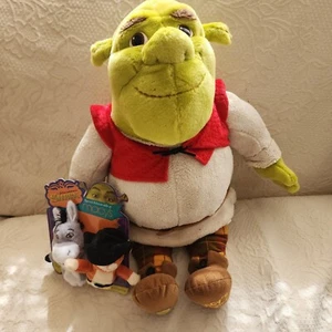 2007 Macy's Lmtd Ed DREAMWORKS 20" Plush Shrek w Donkey PussInBoots PUPPETS NEW! - Picture 1 of 4