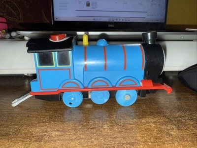  SET Trackmaster “Talking Thomas Works 2019 Revolution 电动发动机已测试 — 第 1/4 张图片