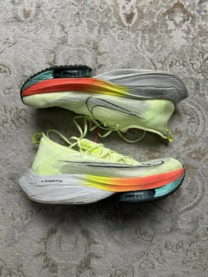 Talla 11 - Hombre Nike Air Zoom Alphafly Next% Barely Volt 2021 Foto 1 de 4