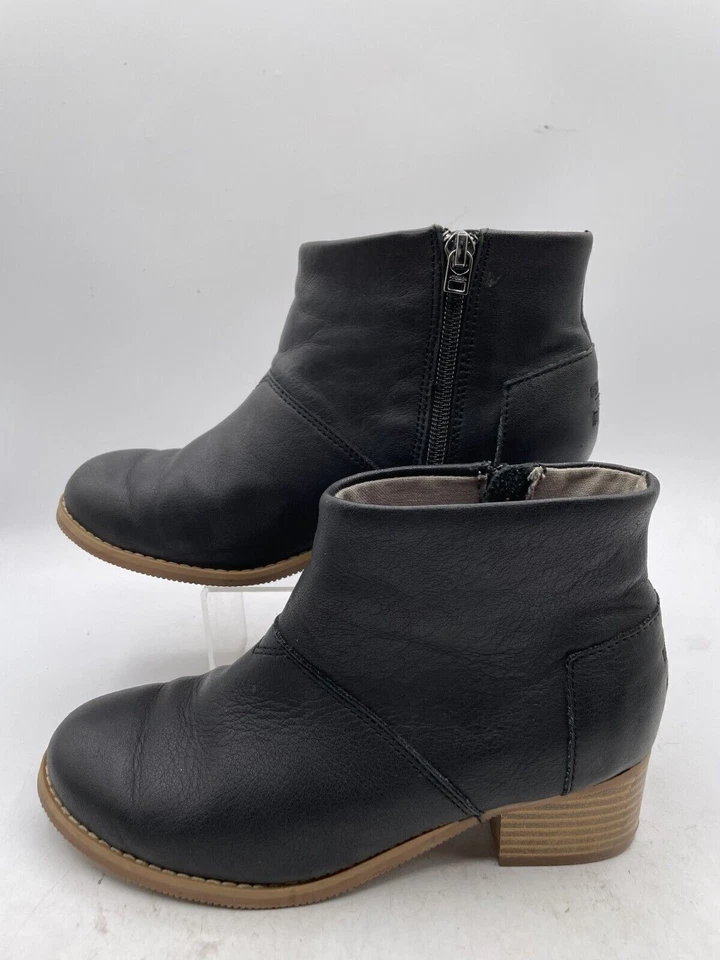 Toms Carpe Diem Ankle Boot Girl's Sz Y3 Black Leather Side Zip Block Heel - Image 1 of 4