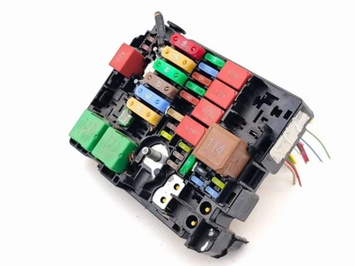 Peugeot 2008 II 2023 Fuse Box Control Module Relay box 9804848480 AMD215782 - Image 1 of 4