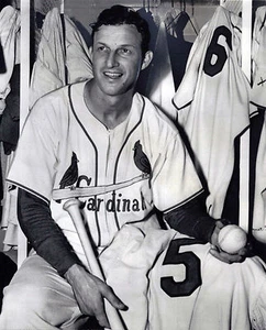 Stan Musial - Cardinals 8x10 B&W Photo - Picture 1 of 1