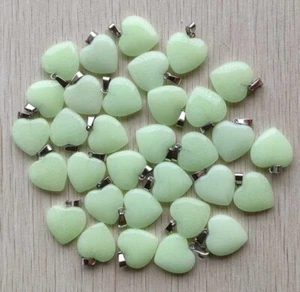 Heart Green Luminous Stone Pendants for Jewelry Making 20mm 5pcs - Picture 1 of 2