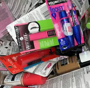 10-teiliges Make-up-Set - neue Kosmetik! Revlon, Cover Girl Großhandel Augenbräuner - Bild 1 von 3