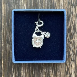 Silber 925 Sanrio Offizielle Hello Kitty DeAgostini Accessoire Charm Uhr #39 - Bild 1 von 2