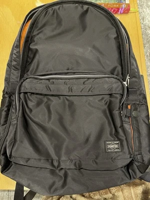 Mochila de día PORTER Yoshida Tanker de nailon negra Foto 1 de 3