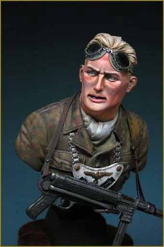 Young Miniatures 1/10 Feldgendarmerie  YM1801 Unpainted resin Bust 0 - Image 1 of 1