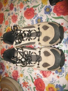 Land’s End Women’s Tan Hiking Shoes Sneakers Sz.8M Walking - Picture 1 of 5