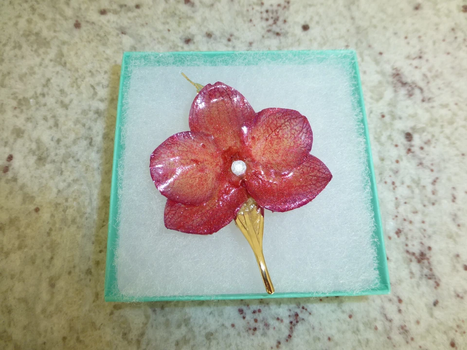 Phalaenopsis Real Phal Orchid Preserved Flower 14K Gold Plated Hair Clip - Image 1 of 4