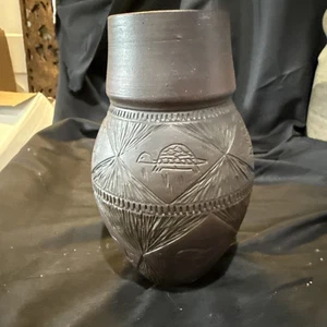 six nations pottery Dee Martin 7 1/2 In Vase - Picture 1 of 9