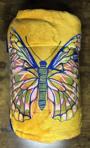 NUEVO MARIPOSAS - KOHLS EL GRANDE - MANTA DE PELUCHE 5X6 PIES - Imagen 1 de 4