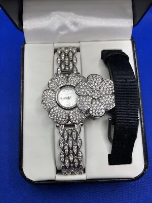 Suzanne Somers Pave Rhinestone Encrusted Flower Bracelet Hidden Watch NIB — 第 1/4 张图片