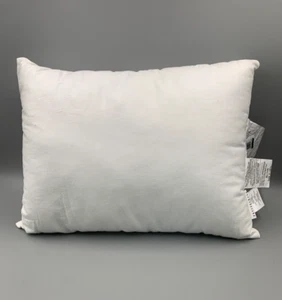 Inserto de almohada sintética Pottery Barn 12" x 16" #9923G - Imagen 1 de 3