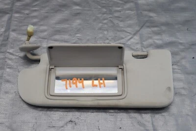 Infiniti Q50 Sport 2018 3,OT VR30 OEM lado del pasajero derecho conjunto de parasol #7194 Foto 1 de 4