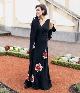 RUNWAY H&M Studio Dress Silk Flowers Embroidery Roses S M Long Maxi Black - Picture 1 of 10