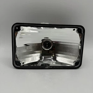 Whelen 600 STOP TURN TAIL reflector 02-0383741-00 - Imagen 1 de 4