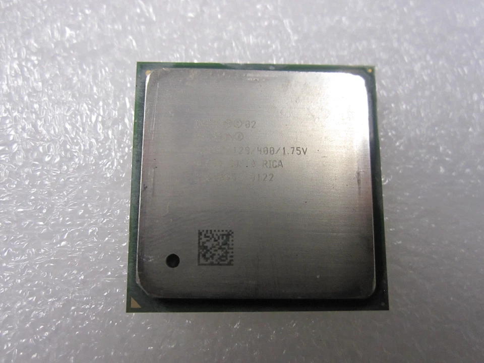 INTEL CELERON 1.8GHz CPU SL68D SOCKET 478 128KB CACHE 400MHz BUS - Image 1 of 1