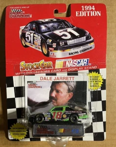 Dale Jarret #18 Stock Car NASCAR 1994 Edition Racing Champions-Scale 1:64 - Picture 1 of 4