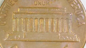 1970 D Penny Floating Roof Error - Picture 1 of 3