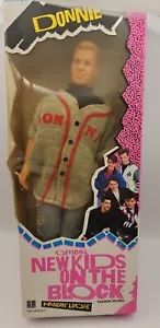 Offizielle NEW KIDS ON THE BLOCK Puppe DONNIE 1990 Hangin lose RAR Vintage - Bild 1 von 4