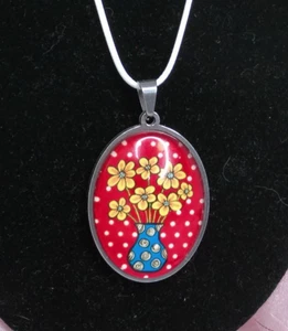 Funky & Groovy Metal & Glass Necklace, Daisy Bouquet, 18", 1"x1.5" - Picture 1 of 2