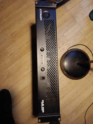 Crown XLS 402 Power Amplifier - Image 1 of 4