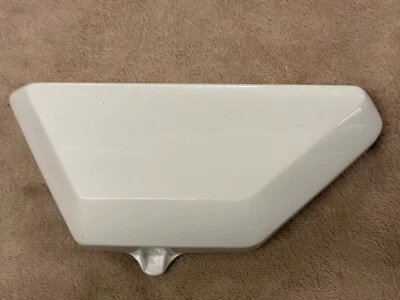 PANEL LATERAL IZQUIERDO YAMAHA RD125 RD200 RD 125 200 DX 1977 - 1979 NUEVO STOCK ANTIGUO Foto 1 de 4