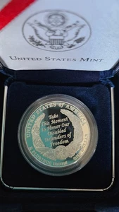 United States Mint 2010 American Veterans for Life Proof Silver Dollar - Picture 1 of 2