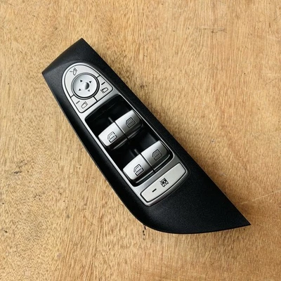 Interruptor maestro ventana derecha original mercedes oem w213 a2139054803 Foto 1 de 4