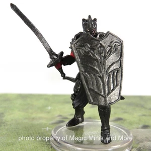 Monster Manual ~ HELMED HORROR #32 Icons Realms Collection 1 D&D miniature - Picture 1 of 3