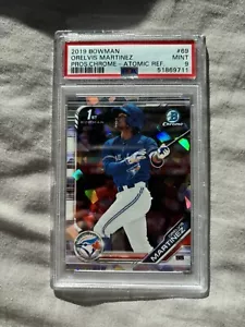 Primera tarjeta de novato Orelvis Martinez 2019 Bowman Atomic Refractor PSA 9 - Imagen 1 de 2
