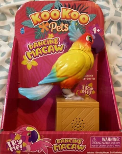 KOO KOO PETS Maximillian The Dancing Macaw TALKING SINGING BIRD Electronic Pet - Picture 1 of 3