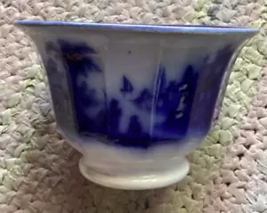 Ciotola rifiuti vittoriana con pannelli Ironstone Flow blu palme fiume 4 1/4"x 6 1/2" - Foto 1 di 14