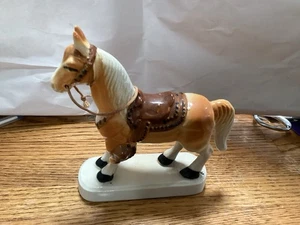 Vintage Horse Figurine Ceramic - Picture 1 of 5
