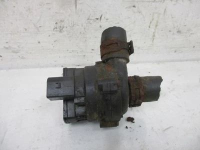 Bomba de agua bomba de agua adicional se adapta a MERCEDES-BENZ CLASE A (W169) A 200 CDI Foto 1 de 4