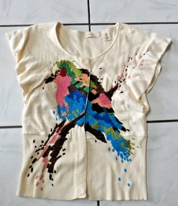 Cárdigan Anthropologie Sleeping On Snow Cream bordado Pionus Bird talla XS H284 - Imagen 1 de 7