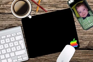 Vintage Apple Rainbow Black Mac Mouse Pad Mousepad Home Office Free Shipping - Picture 1 of 1