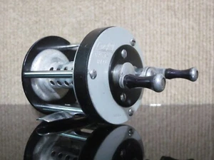 Mulinello da pesca vintage Langley Cast-Rite modello 380 Baitcasting Mulinello da colata - Foto 1 di 22