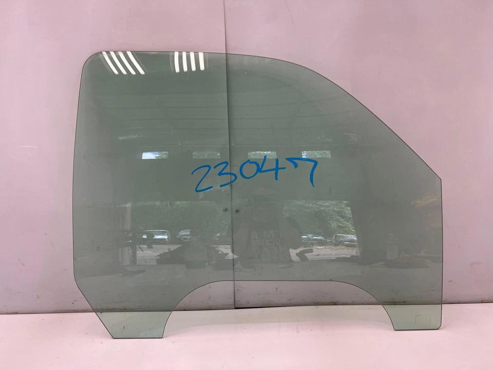 99-07 Chevy Silverado Classic puerta delantera vidrio lado del pasajero derecho OEM 15891715 Foto 1 de 1