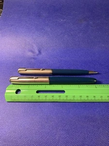 Parker 51 Mark II Pen/Pencil-SS Caps - Blue - 4KT Nib -No dings or cracks- A - Picture 1 of 7