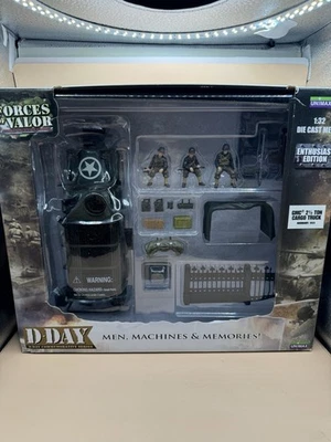 Forces of Valor WW2 D-Day USA GMC 2.5 Ton Cargo Truck 1:32 scale Enthusiast Ed. - Image 1 of 4