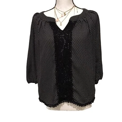 My Michelle - Blusa negra con lunares blancos manga 3/4 encaje insertado talla S Foto 1 de 4